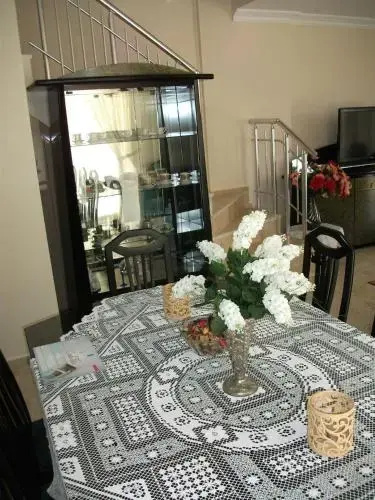 Maurice Villa Number 4