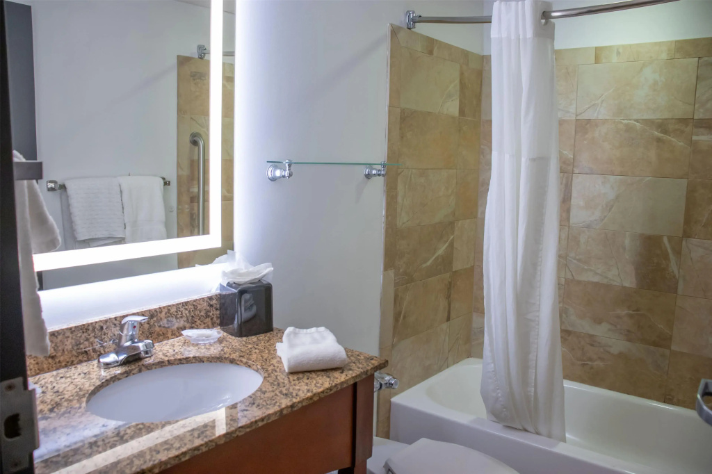 Wyndham Bloomington - Mall of America