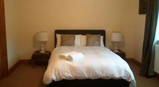 Thistledo House Bed & Breakfast