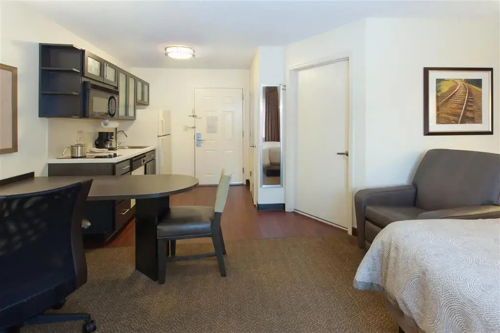 Sonesta Simply Suites Jacksonville