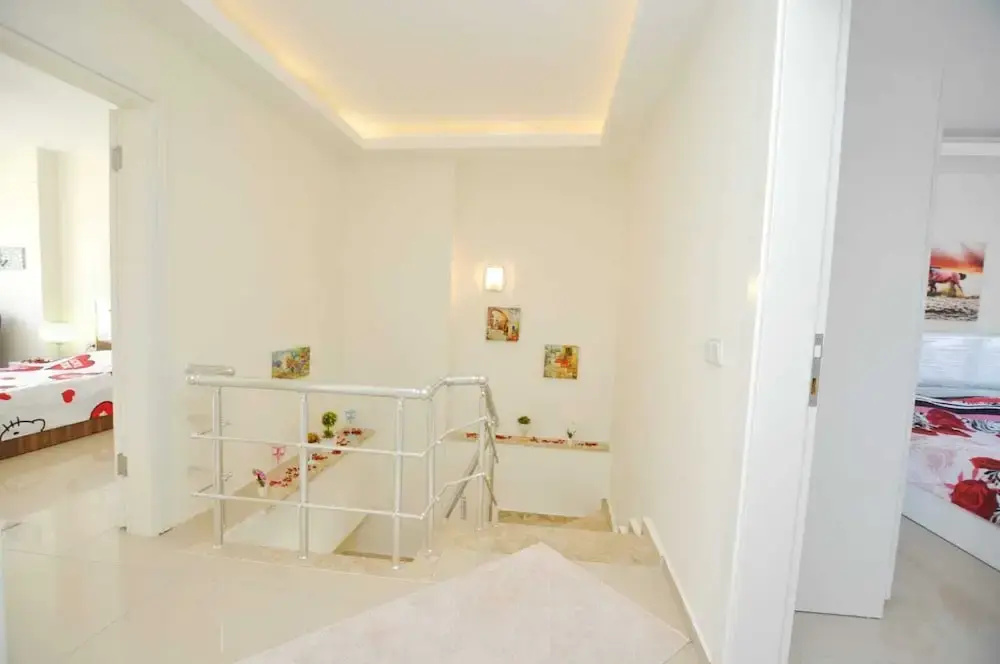 Guitar Apartment