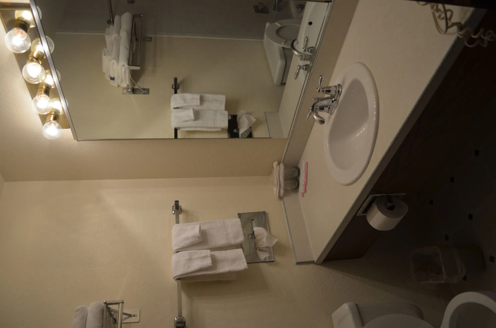 Nampa Inn & Suites