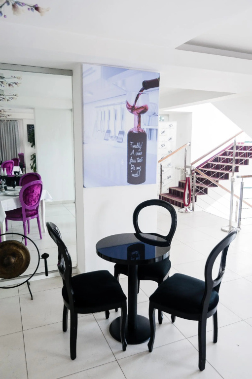 Alex&George Boutique Hotel