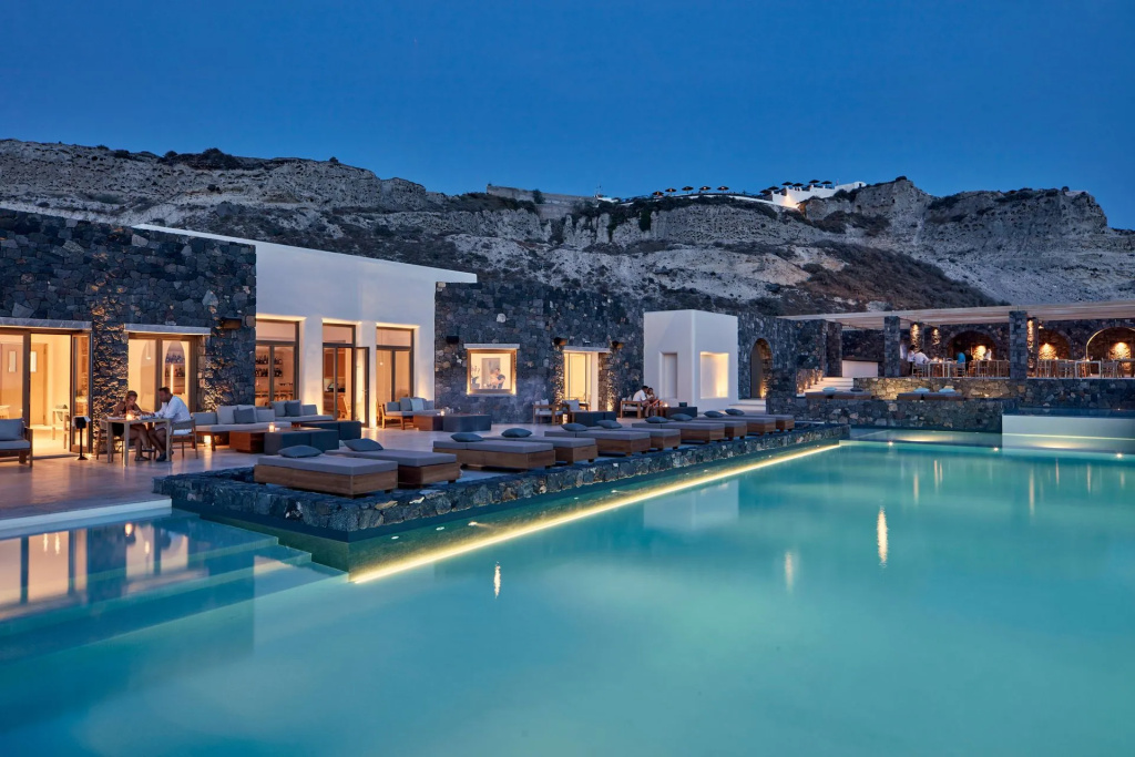 Canaves Epitome - Small Luxury Hotels of the World