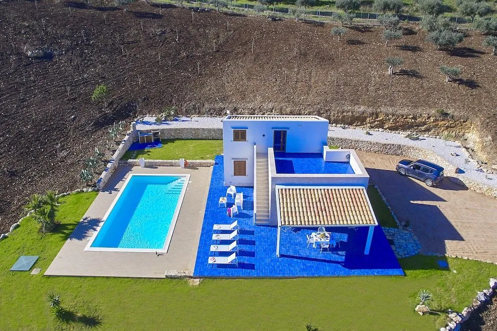 Villa Ananda