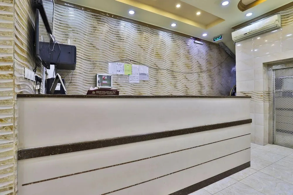 OYO 390 Rawaat Al Shahad Apt Hotel