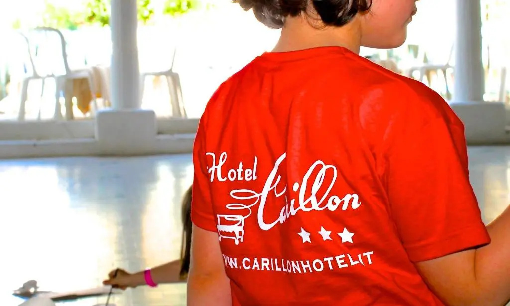 Hotel Carillon