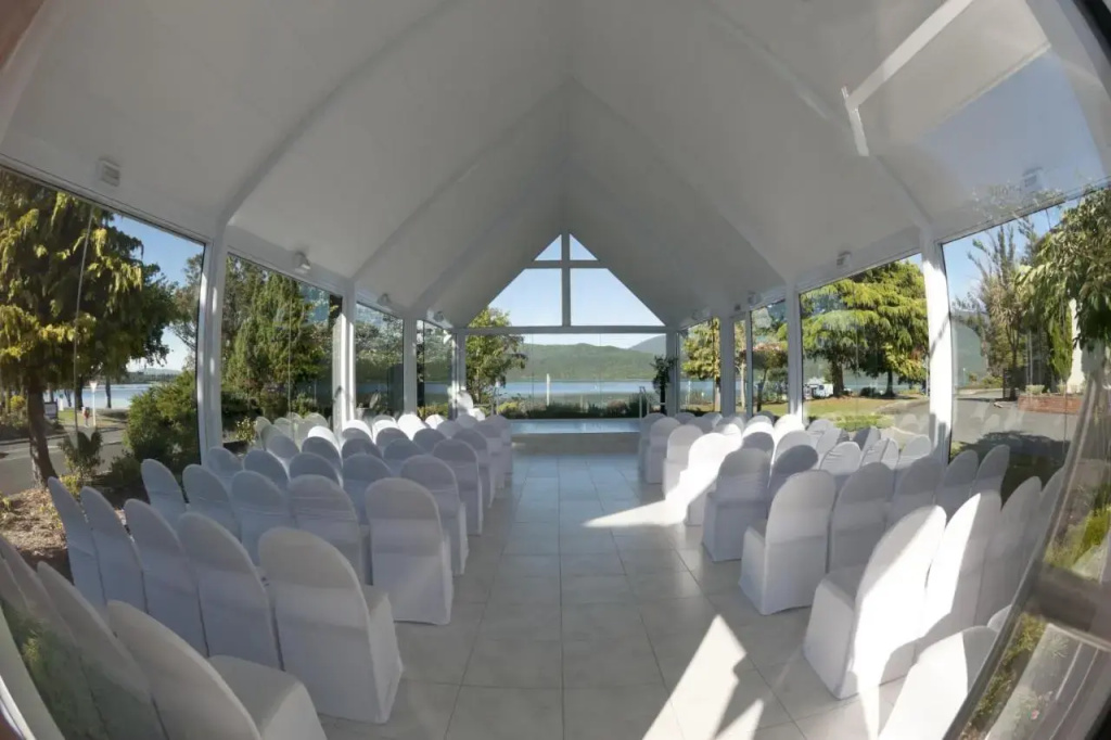 Distinction Te Anau Hotel & Villas