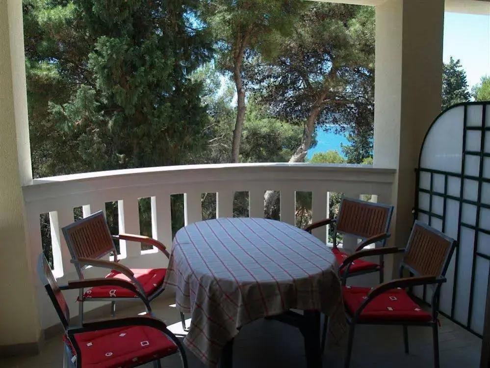 Villa Fani - Apartments And Rooms