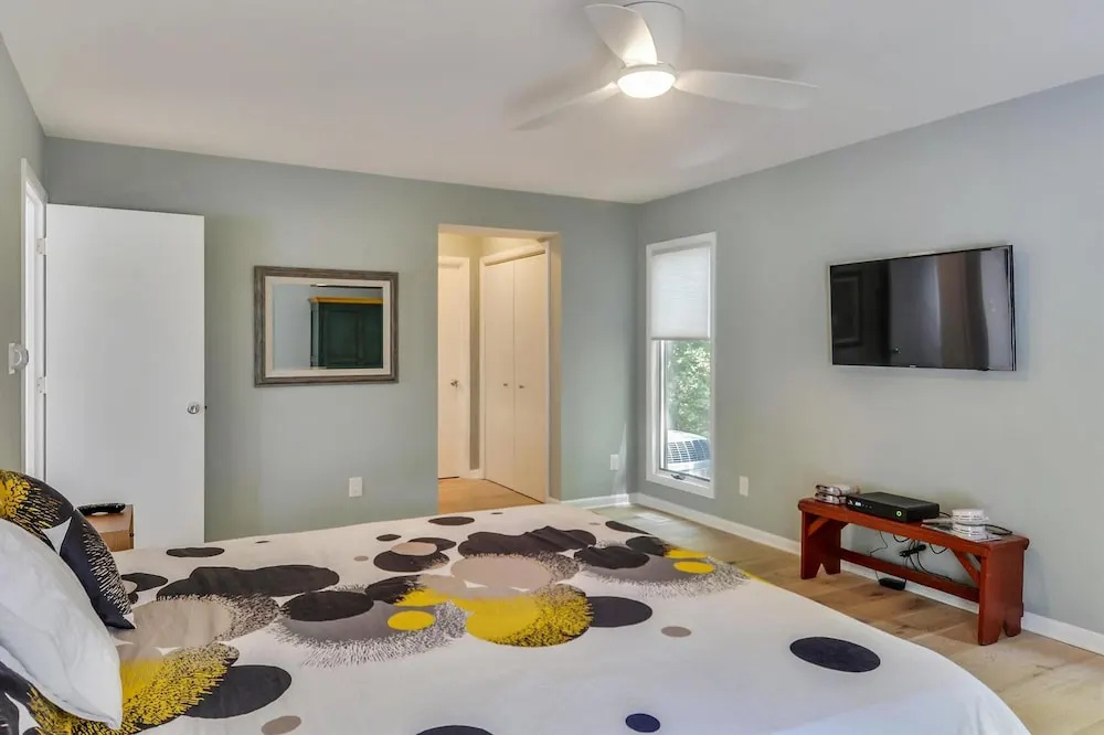 Beach Happy 322 Wellington Pkwy by Long & Foster