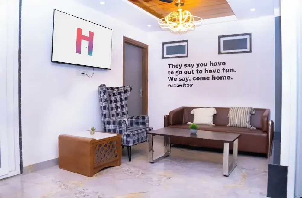 Housr Sector 43 Gurgaon Global FoyerMall