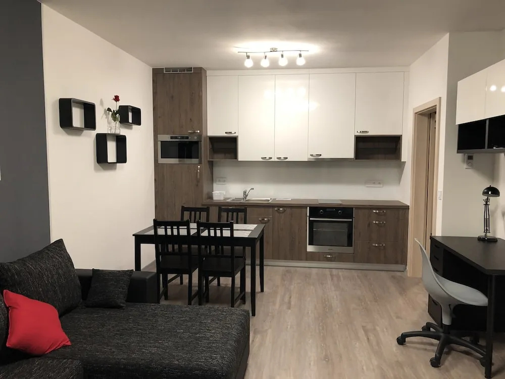 RS Apartments