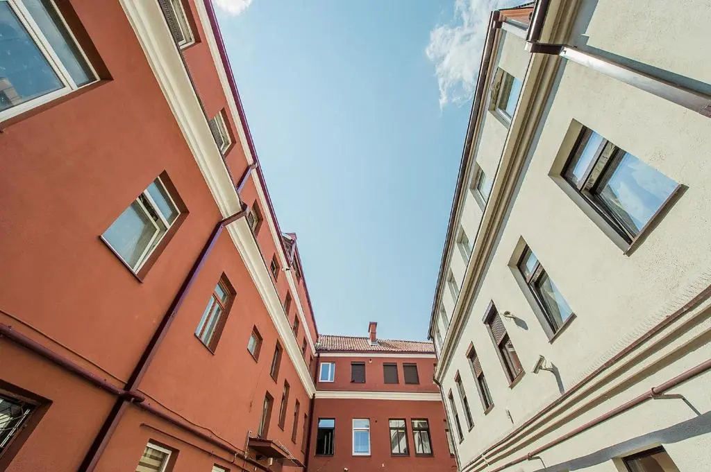 Kaunas Town Hall Apartment 5 by URBAN RENT