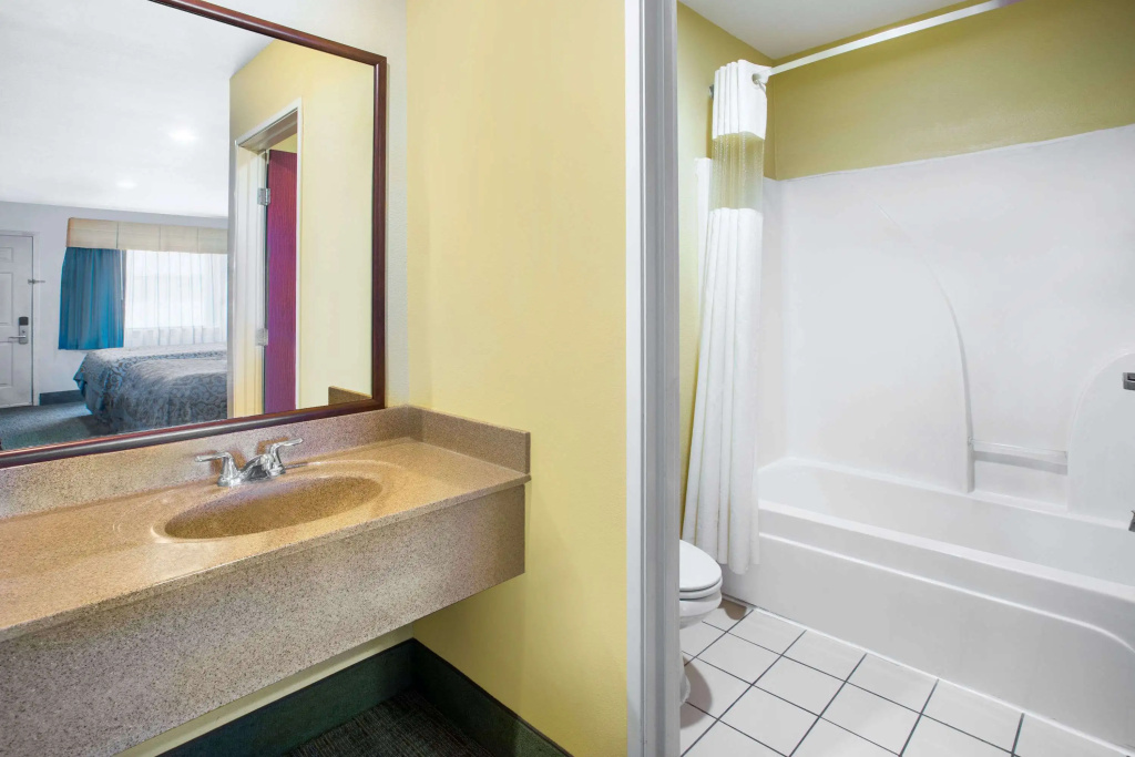 Days Inn by Wyndham Abbeville
