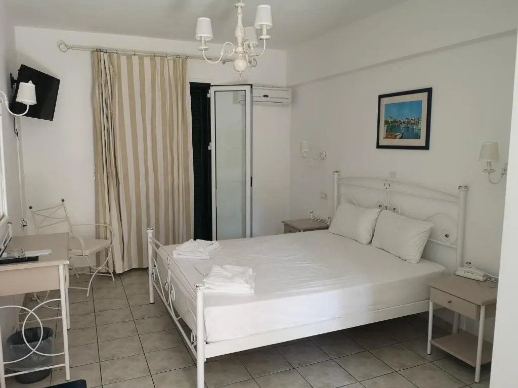 Santa Marina Hotel