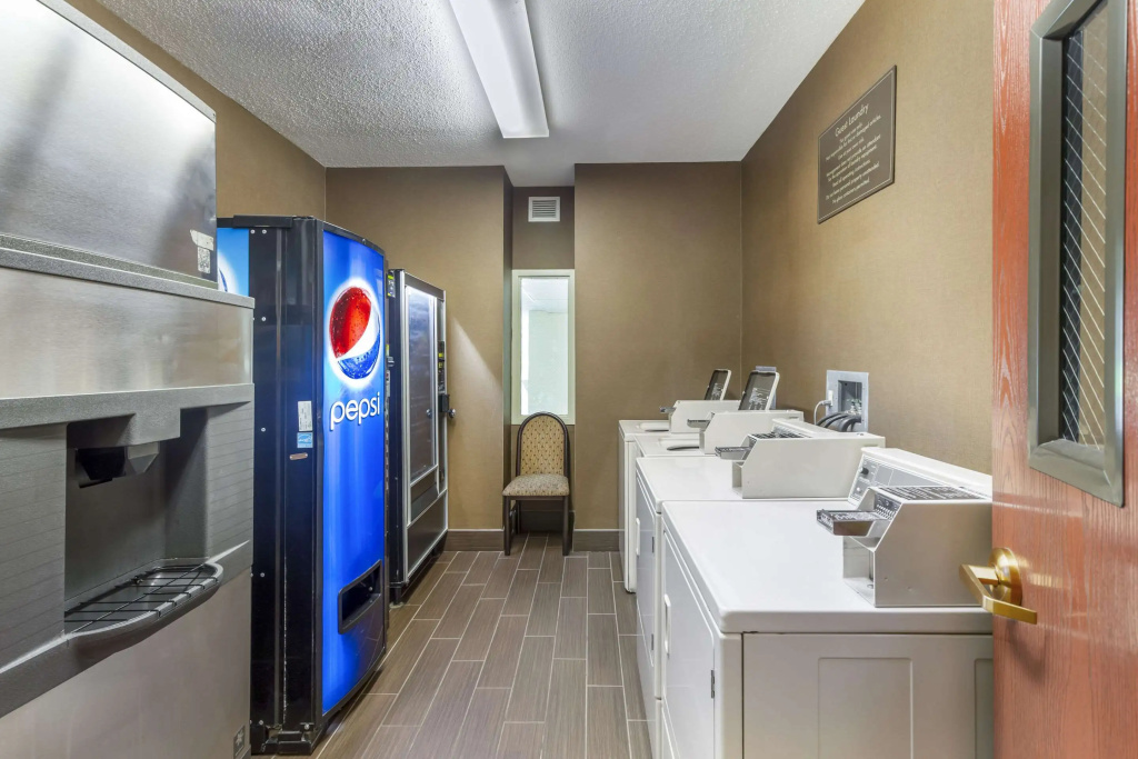 Comfort Inn & Suites Rapid City South - Mt Rushmore Gateway