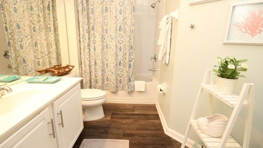 Vista Cay Gem