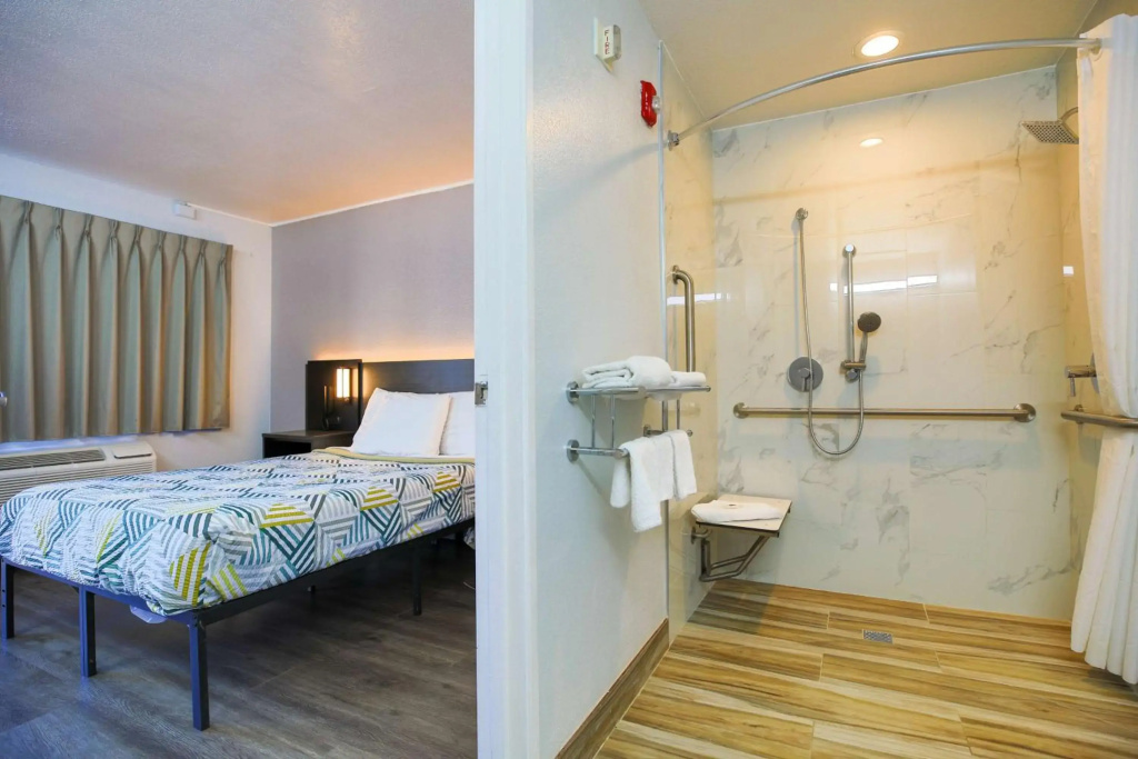 Motel 6-Sacramento, CA - Central
