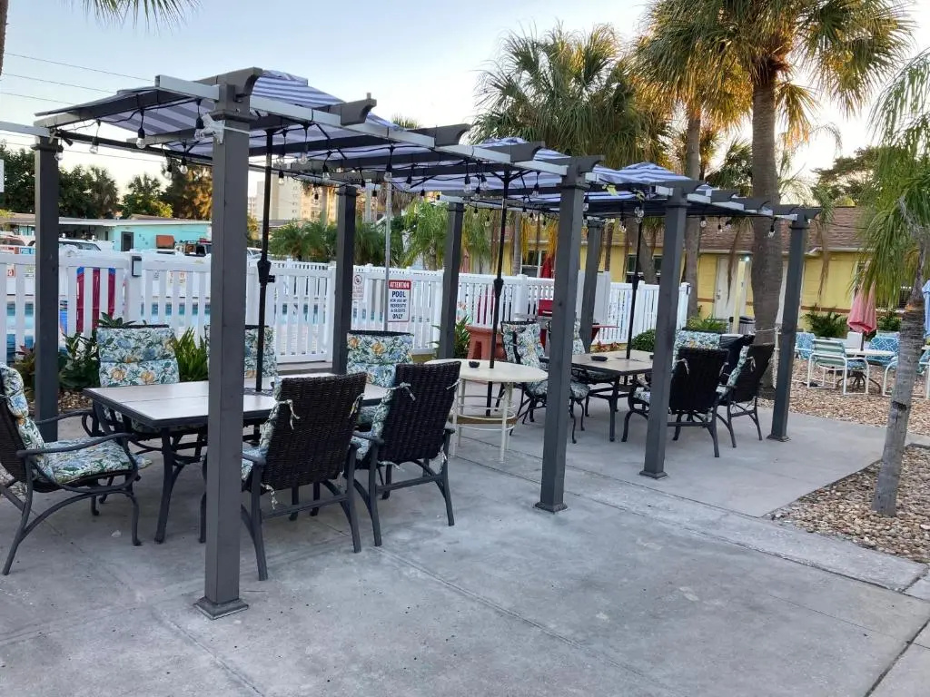 Bella Sirena Inn