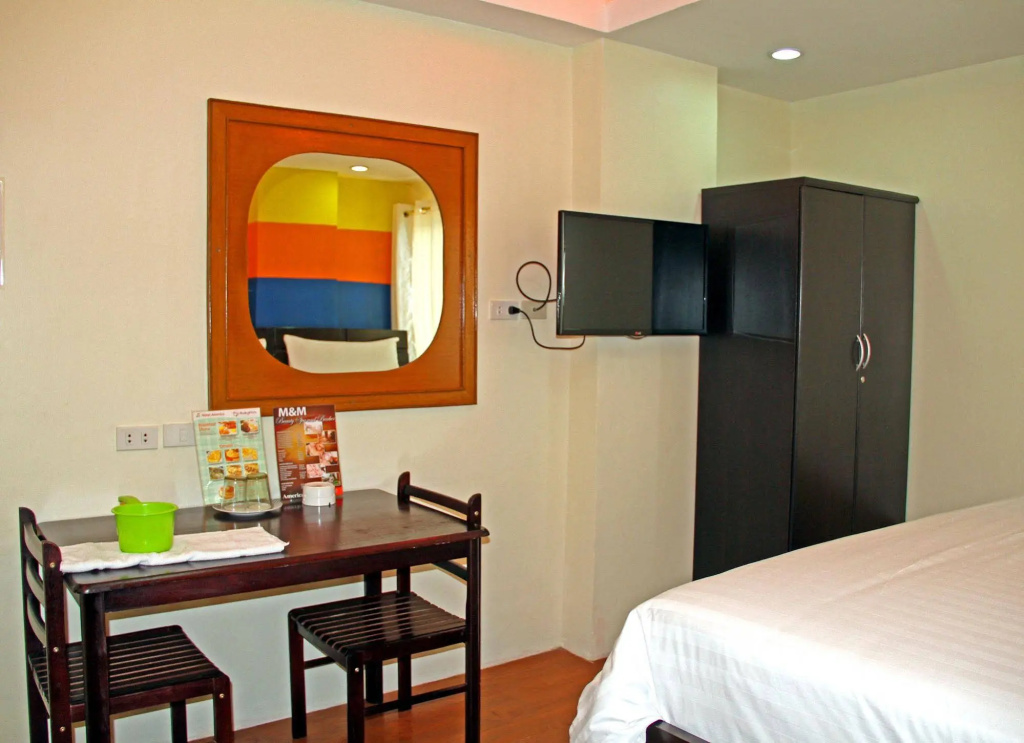 Hotel America