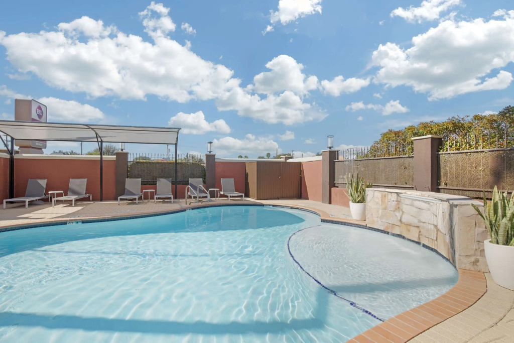 Best Western Plus Edinburg Inn & Suites