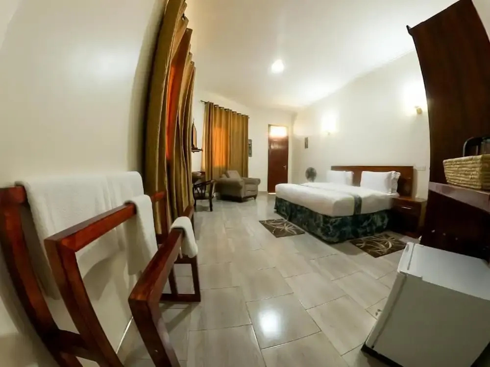 Sandmark Hotel Serengeti