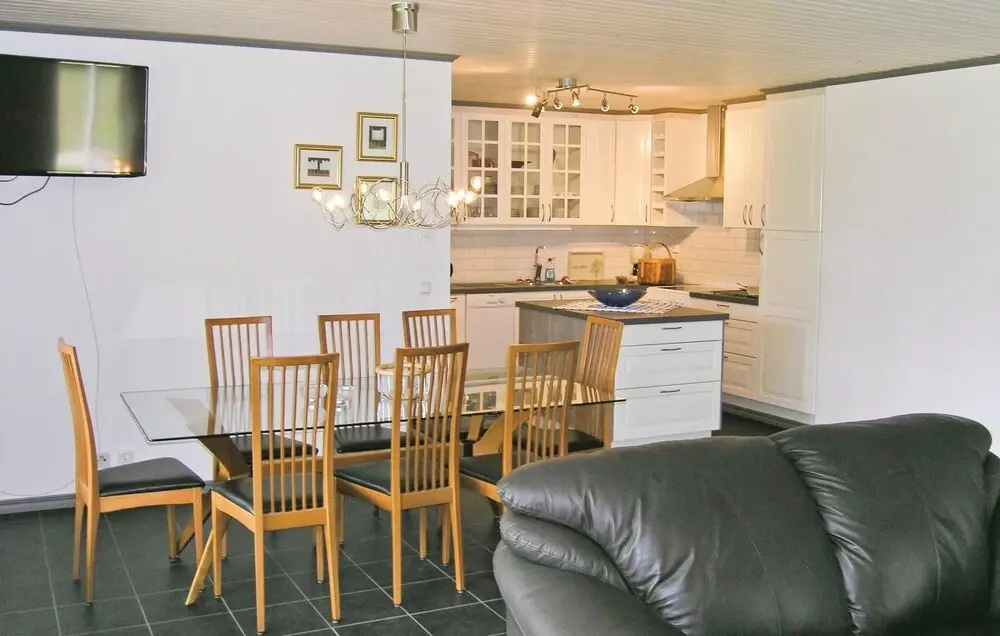Nice Home in Vittaryd With 4 Bedrooms, Sauna and Wifi