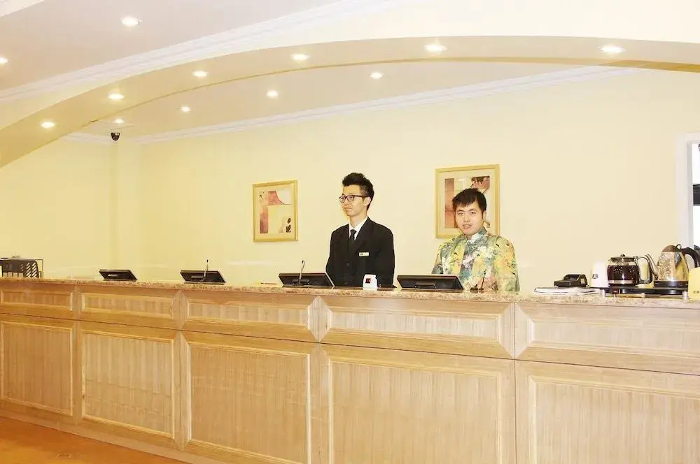 Qingdao Home Inn Shandong Road