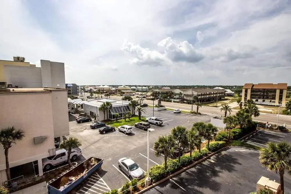 San Carlos 409 by Youngs Suncoast