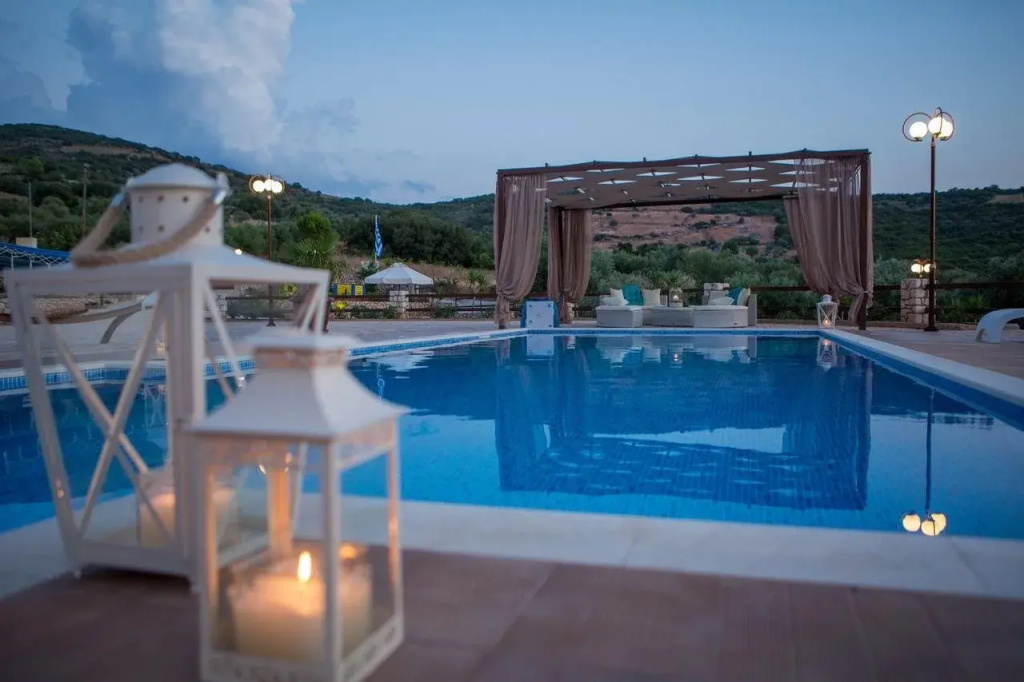 Piedra Villa
