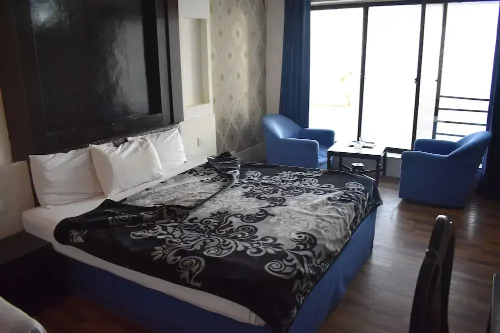 Grand Heights Hotel