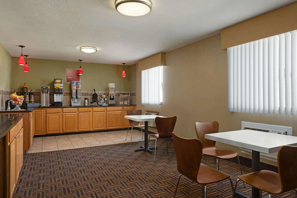 Super 8 by Wyndham Sikeston/Miner Area