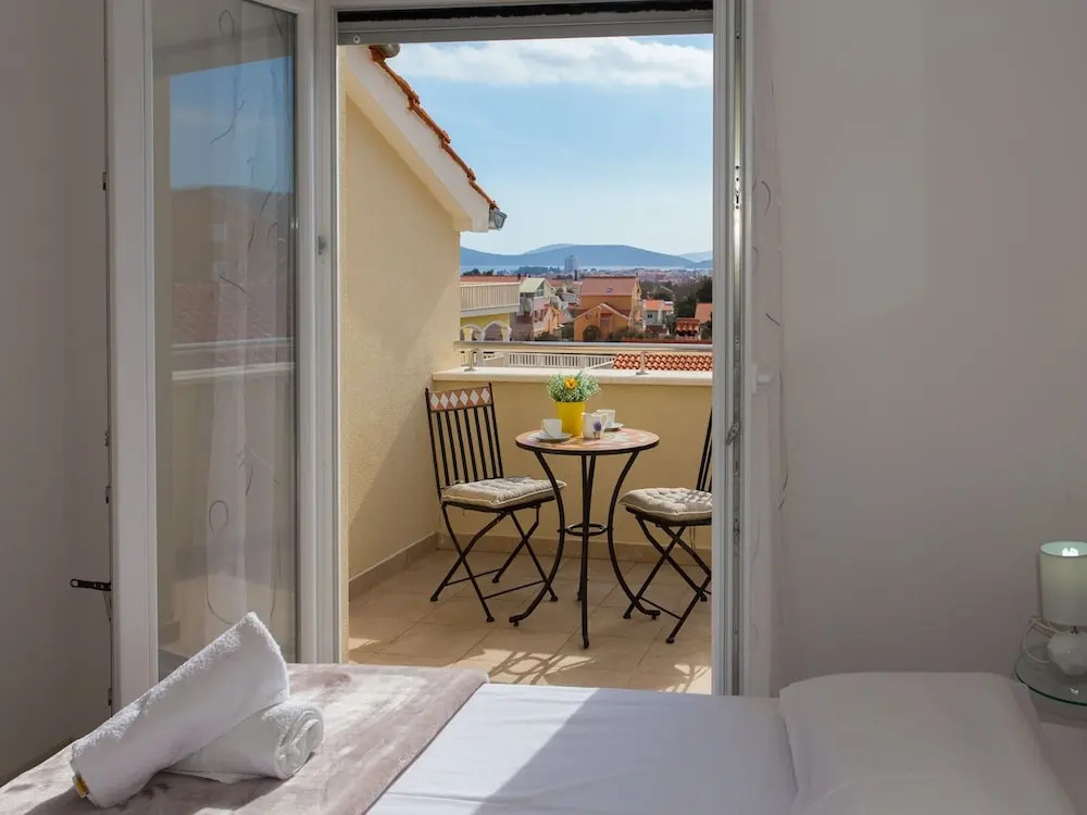 Spacious Villa in Vodice With Pool