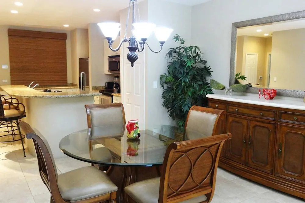 Pacifico L103 - 2bedroom Upscale Ground Floors Unit