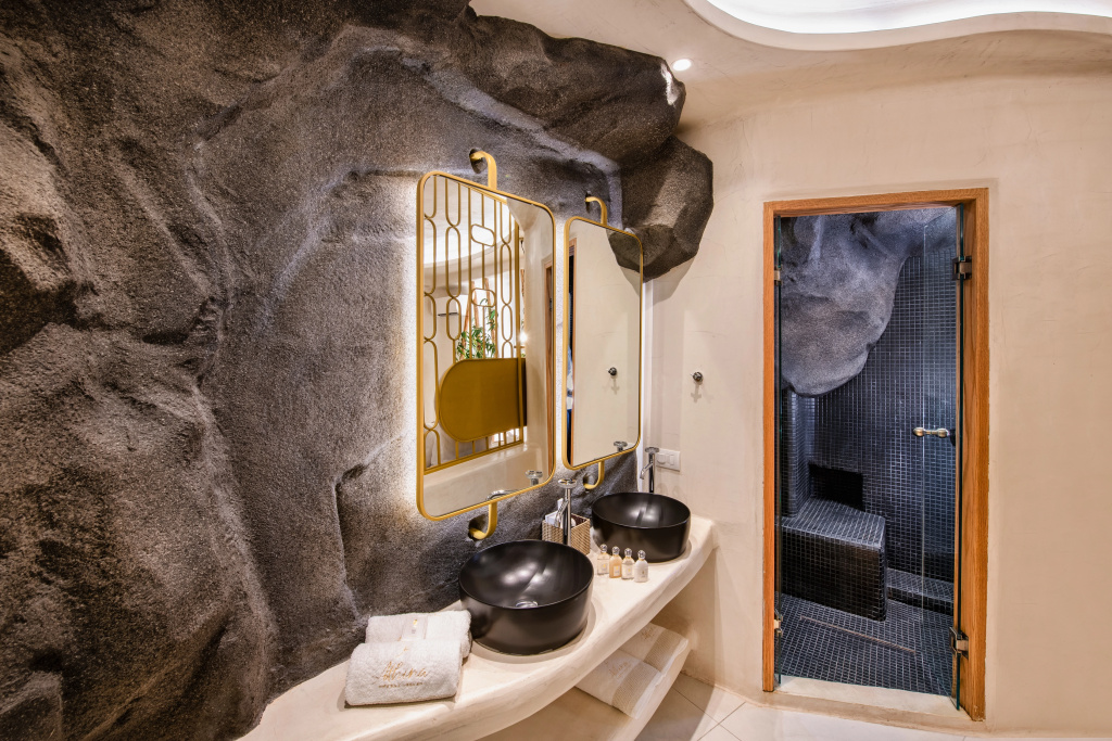 Athina Luxury Suites