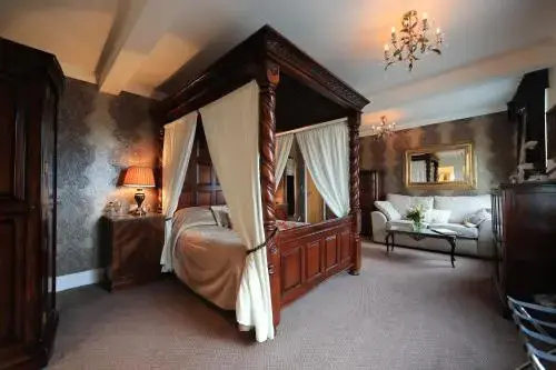 The Angel Inn