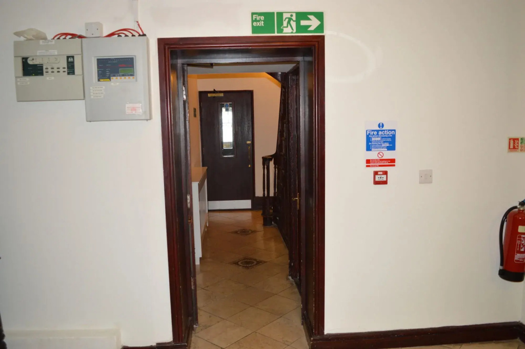 The Globe Hotel