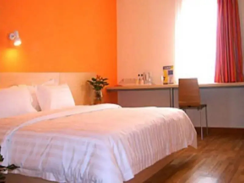 7 Days Inn Dehong Mangshi Tuanjie Street Branch