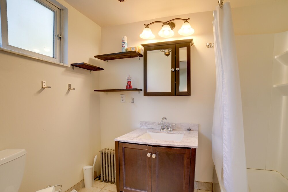 Charming Pittsburgh Home ~ 2 Mi to Downtown