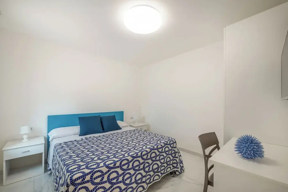 Maelle Apartments