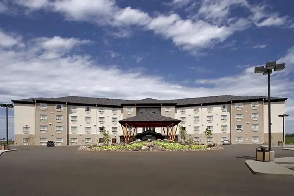 Gold Eagle Lodge