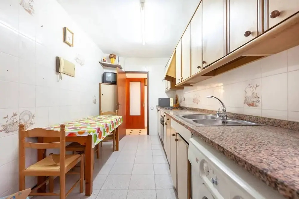 Apartment with 2 Bedrooms in Tarragona, with Wifi