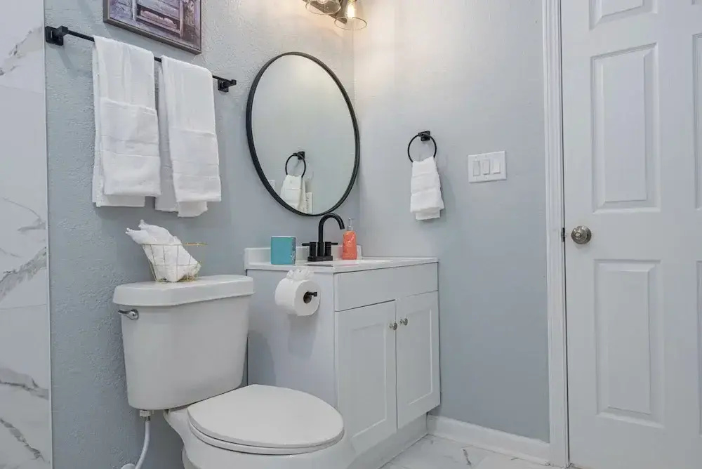 Heaven-sent Convenient 4br/ 3BA Near Downtown