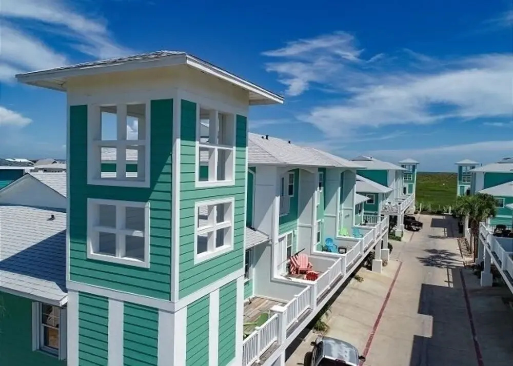 Heaven On Eleventh 3 Bedroom Condo