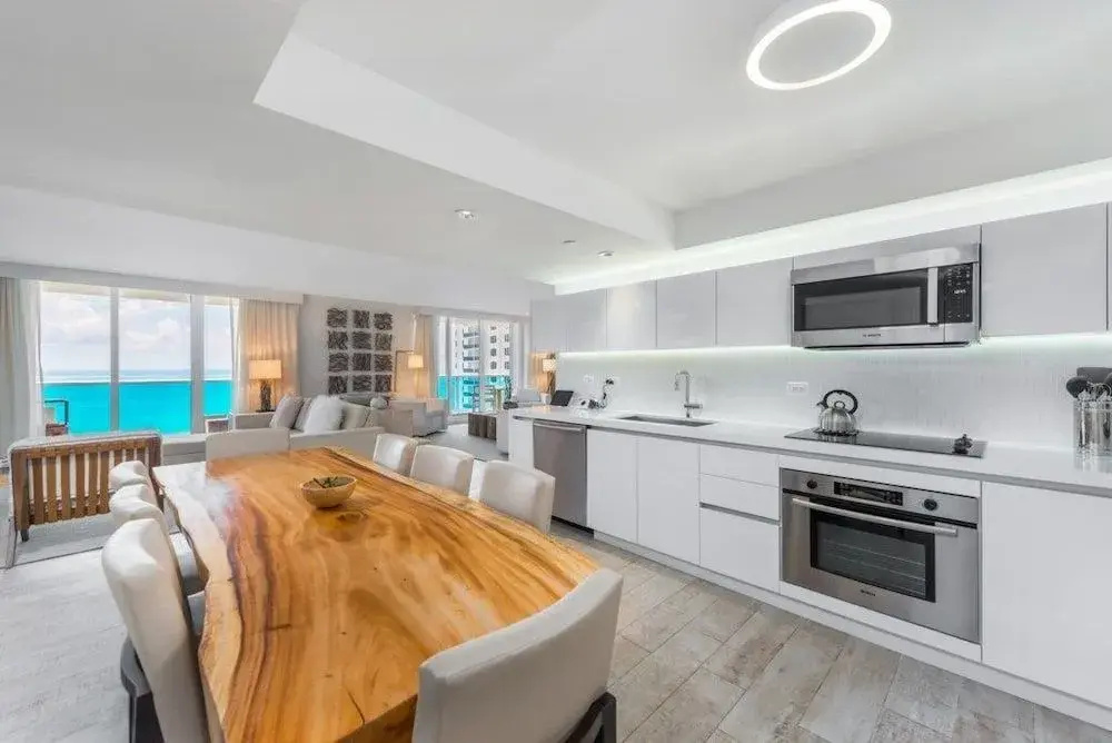 24th Street House #90370