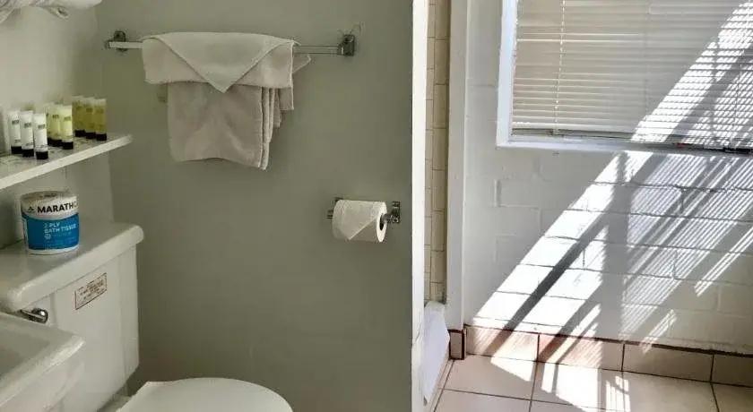 Mojave Trails Inn and Suites
