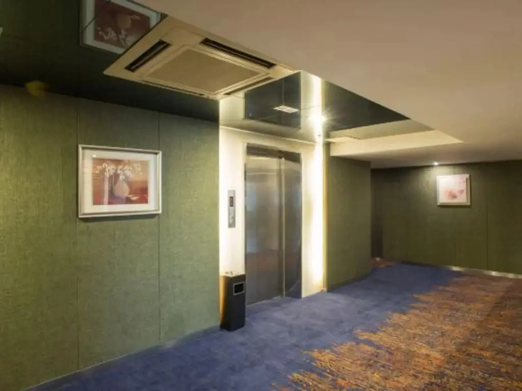 Yitel Trend (Fuzhou Guping Road Provincial Government Pingshan Metro Station)