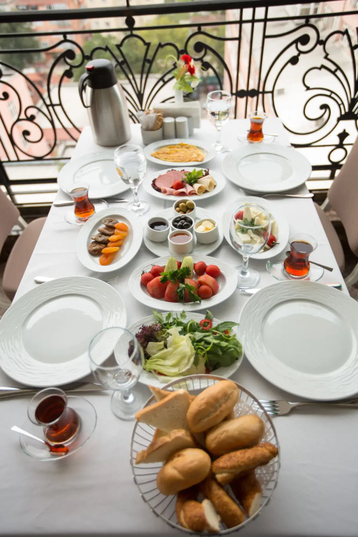 The Grand Mira Business Hotel