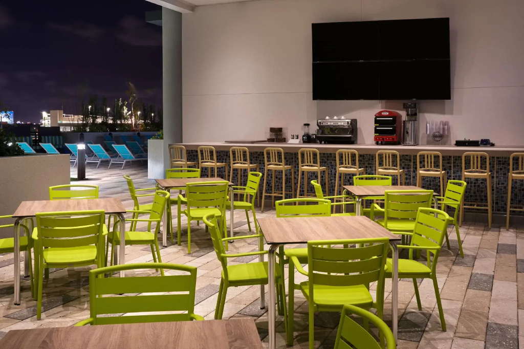 Home2 Suites By Hilton Ft. Lauderdale Downtown, Fl