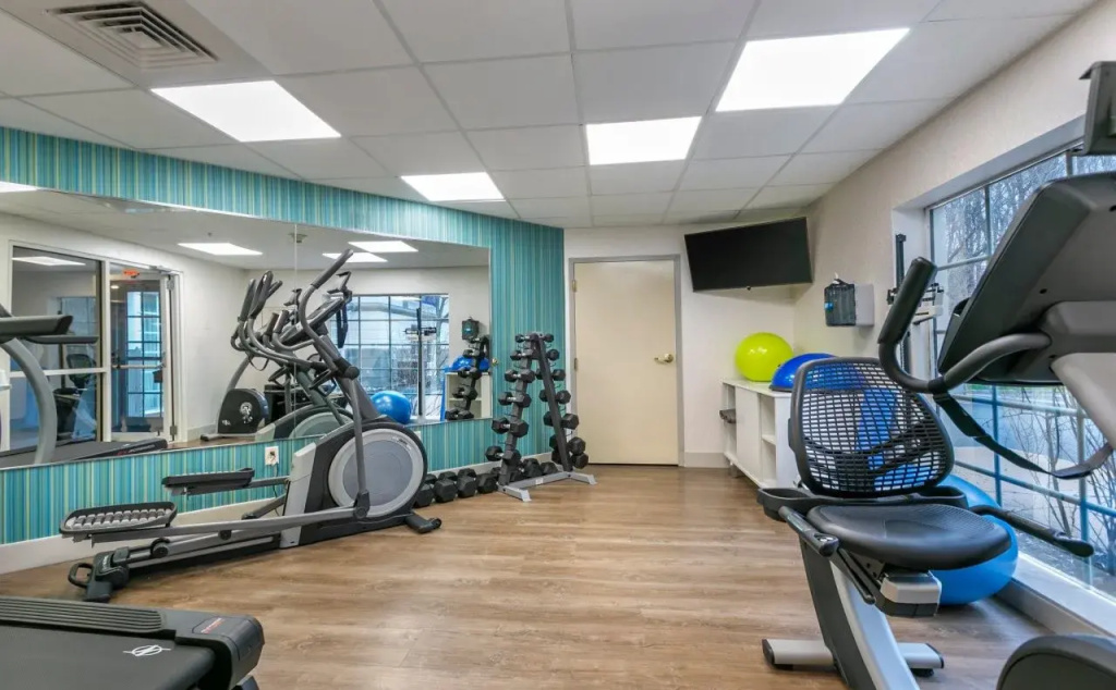 Holiday Inn Express Hotel & Stes Mt. Arlington Rockaway Area by IHG